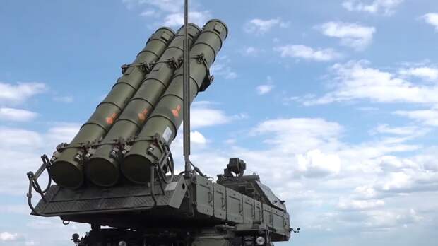 Российские ПВО сбили американский высокоточный снаряд в Сумской области