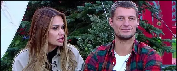 Жена Александра Задойнова рассказала о проблемах в семье из-за игровой зависимости мужа