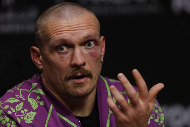 Боксер  Леннокс Льюис назвал Усика своим наследником