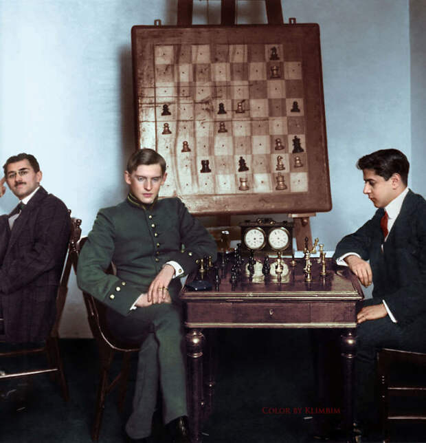 15. Шахматист Хосе Рауль Капабланка против Александра Алехина, Москва, 1913 год время, россия, фотография, цвет