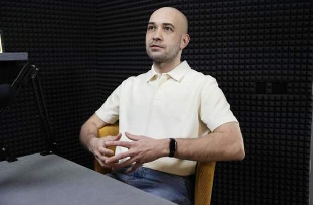 Челябинцам рассказали, зачем архивисты снимают фильмы про бумагу