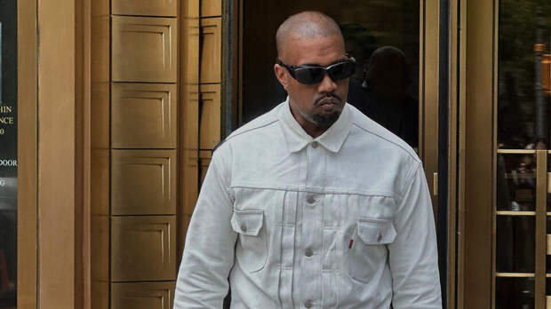 Pepsi отказалась финансировать фестиваль в Британии из-за Канье Уэста