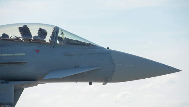 Истребитель Eurofighter. Архивное фото