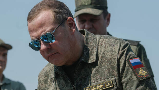 Медведев признал реальную возможность ядерного конфликта: «очень не хотел бы»