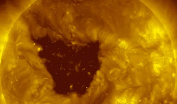 В ближайшие дни Землю снова накроет магнитная буря