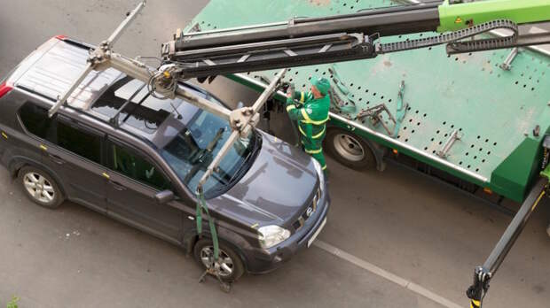 Московским автомобилистам рассказали, как избежать ареста автомобиля из‑за штрафов