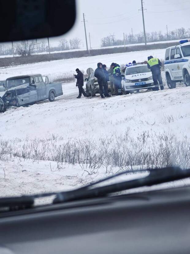 Серьёзное ДТП на трассе Амвросиевка-Кутейниково