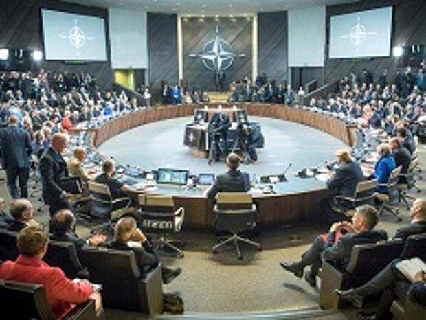 Участники саммита НАТО призвали Россию вывести войска из Молдавии, Украины и Грузии