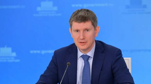 Решетников: правительство оценивает долгосрочную устойчивость бюджета страны