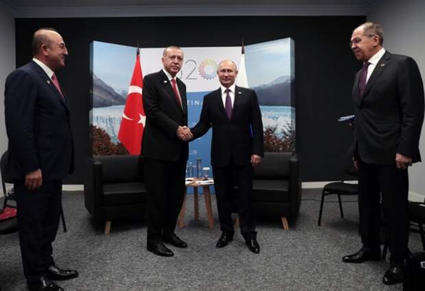 Лидеры России и Турции оставили Трампа в одиночестве и со своими интересами