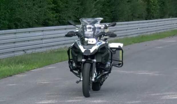 Мотоцикл-робот BMW R1200GS
