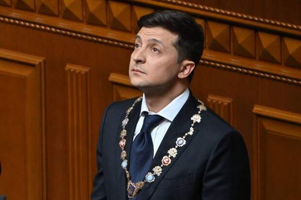 Зеленский сделал жесткое обращение к "Слугам народа"