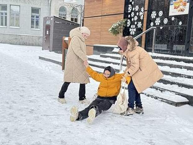 Ушла за покупками – вернулась в гипсе: жительница Кубани отсудила у магазина, на пороге которого поскользнулась, внушительную сумму