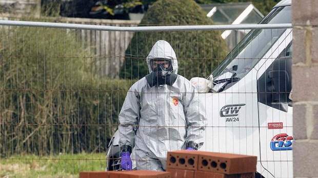 Посольство: Британия подтвердила факт разработки боевых отравляющих веществ