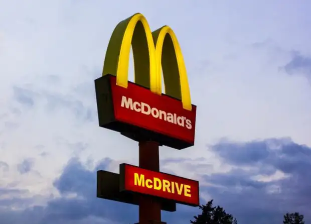 McDonald's закроет все 850 ресторанов в России McDonald's закроет все 850 ресторанов в России