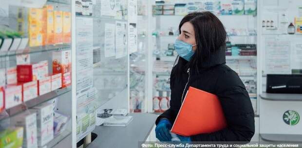 Список бесплатных лекарств для больных COVID-19 в Москве расширили / Фото: пресс-служба Департамента труда и социальной защиты населения