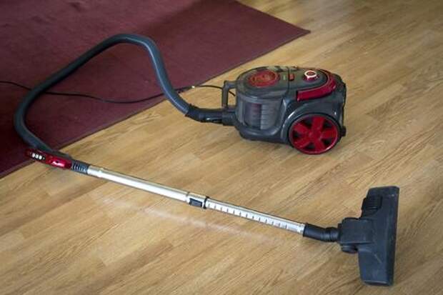 Как убирать дома в сезон пыльцы: 5 правил для аллергиков