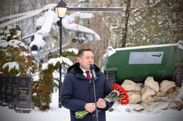 В Новомосковске почтили память воинов-интернационалистов, выведенных из Афганистана 37 лет назад