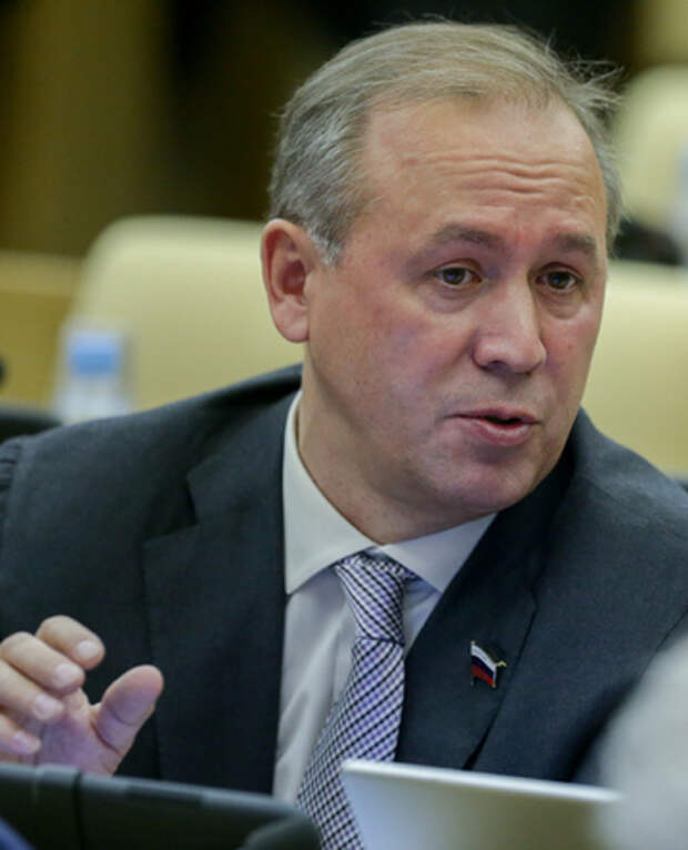Ринат Хайров: «Неоднократно спорили с Погосяном: зачем нам «Суперджет», когда есть Ту-334?»