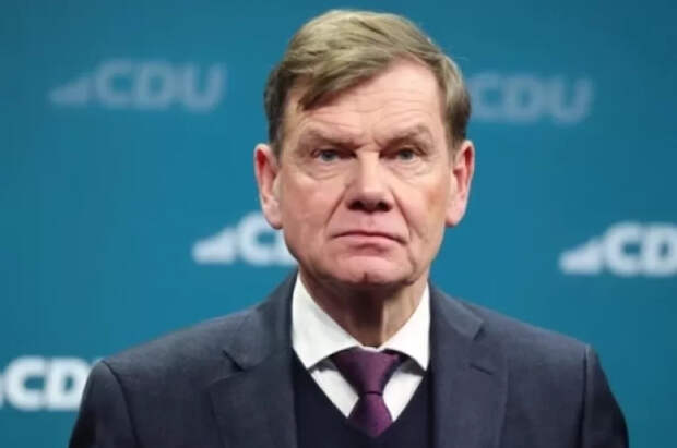 Глава МИД ФРГ не смог вылететь из Берлина из-за экстремального снегопада