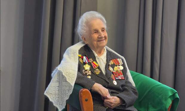 Жительница Щукина, ветеран трёх войн, отметила 105-летний юбилей