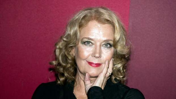 Путин и Мишустин поздравили с юбилеем актрису Ирину Алферову.