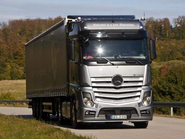 4776271_mercedes-actros_4