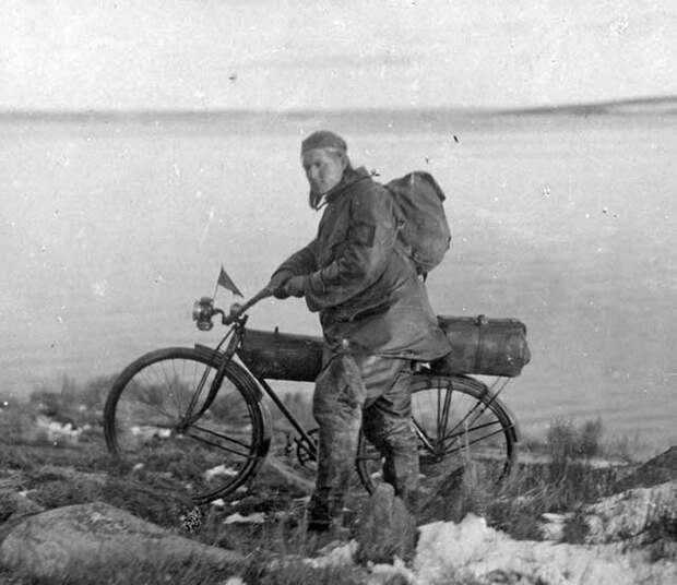 85 000 км вдоль границ СССР на велосипеде: подвиг советского героя оказался не нужен стране