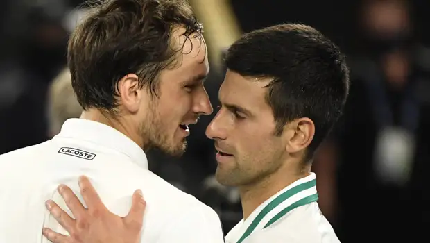 Экс-тренер Федерера высказался о дуэли Медведева и Джоковича за статус 1-й ракетки мира