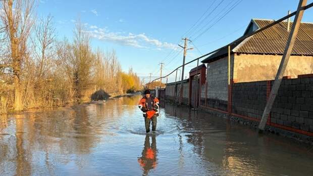 Около 300 жителей эвакуировали из четырёх домов Махачкалы из-за угрозы обрушения