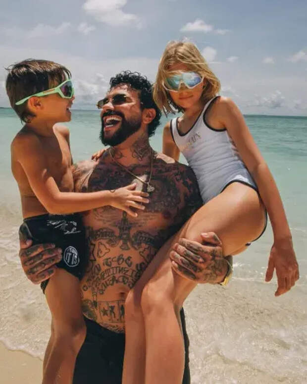 Тимати с детьми