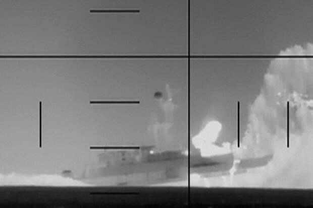 На месте затопления иранского корабля нашли тела 87 человек