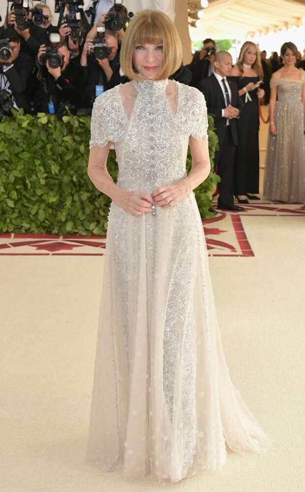 Anna Wintour, 2018 Met Gala, Red Carpet Fashions