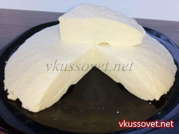 Мясные рулеты под соусом из смородины Мясные рулеты под соусом из смородины