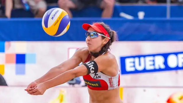 Канадки Паван и Хамана-Паредес стали чемпионками мира по пляжному волейболу