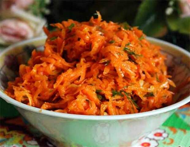 острый морковный салат