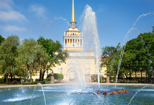 10 самых красивых фонтанов Санкт-Петербурга (ФОТО)