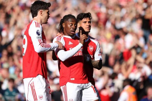 «Арсенал» снова впереди «Сити»! И обновил рекорд АПЛ, о котором вы наверняка догадываетесь