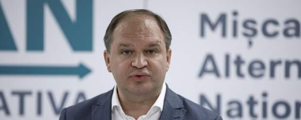 Двум Фюрерам не бывать: ЕС ввёл санкции против молдавского кандидата-русофоба и западника