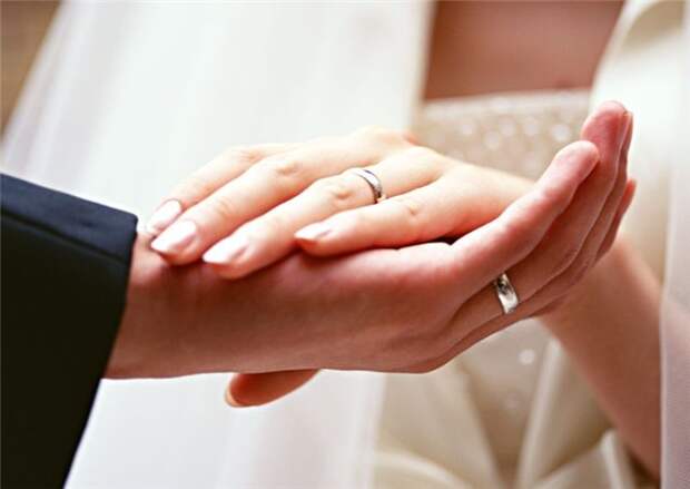 Почему люди женятся и выходят замуж