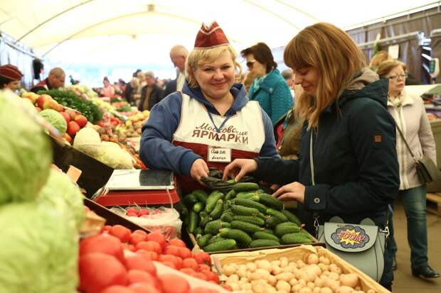 На ярмарках можно будет купить продукцию из 22 регионов России, из Беларуси и Армении / Фото: Артур Новосильцев, «Юго-Восточный курьер»