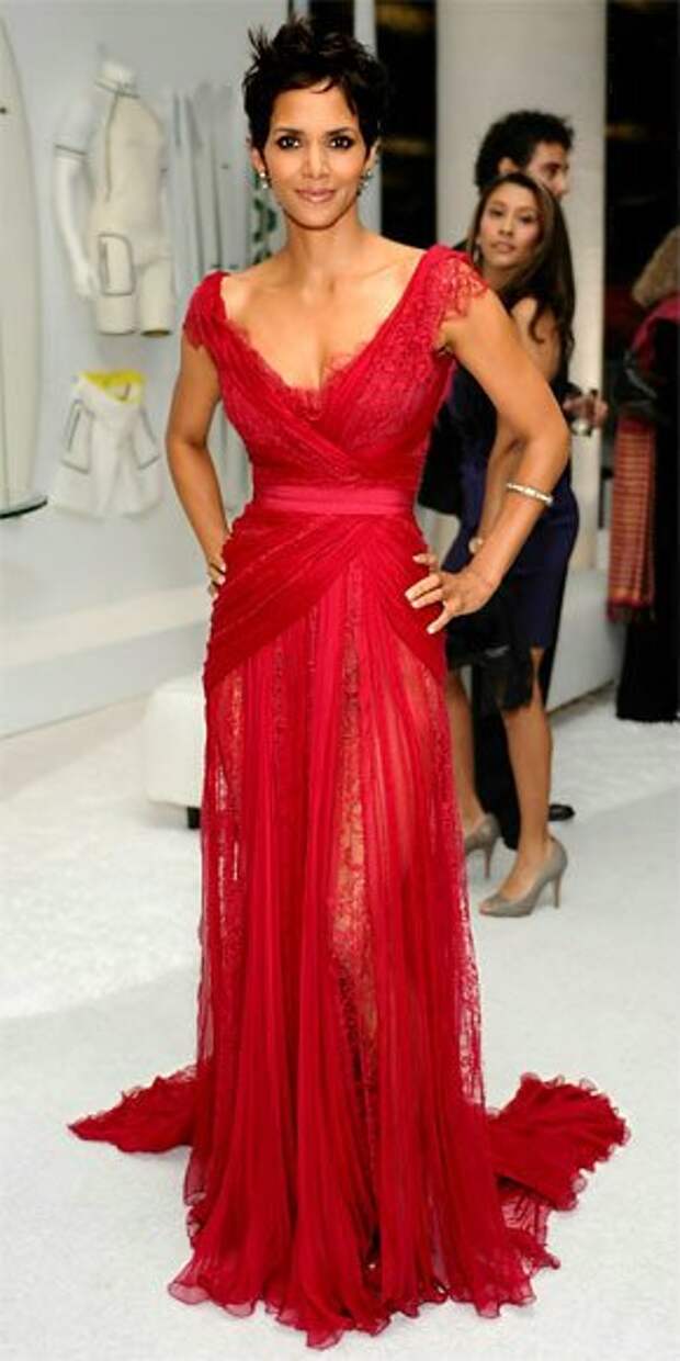 halle berry red dress.