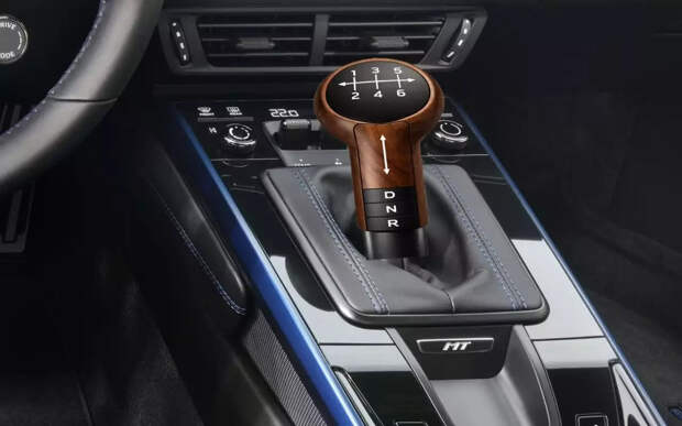 Подружить АКП с механикой: Porsche создает уникальную коробку передач
