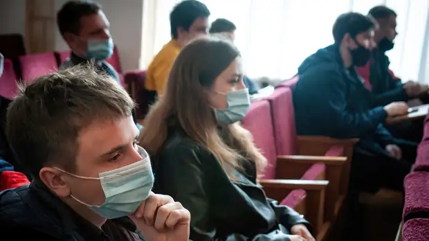 Для студентов ЯНАО увеличат количество специальных стипендий