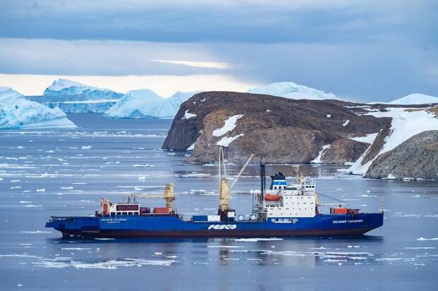 Восьмая экспедиция FESCO отправилась в Антарктиду для снабжения индийских полярных станций