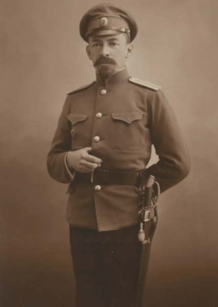 Дмитрий Ульянов 1916.png
