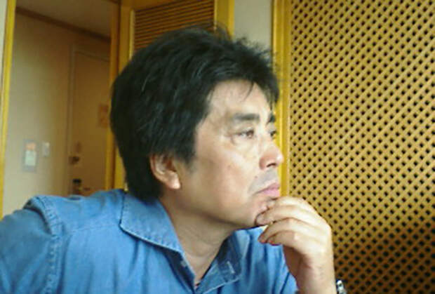 Книги Роя и Мураками получат маркировку в России