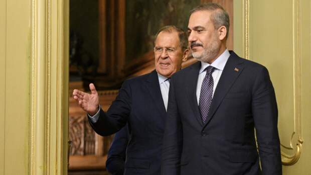 Лавров встретился с Фиданом