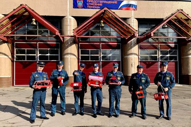 Столовая для пернатых ЮВАО. Фото МЧС Москвы по ЮВАО