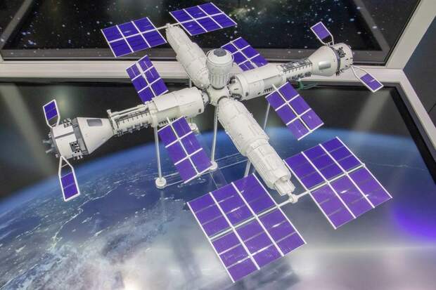 Мантуров: развертывание Российской орбитальной станции начнется в 2028 году